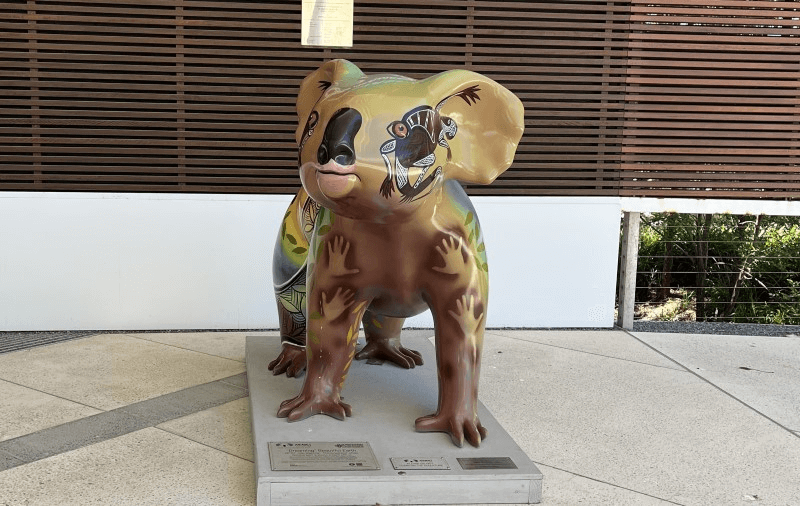 オーストラリアゴールドコーストのコアラ彫刻2
