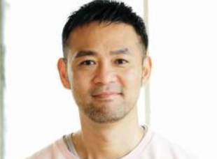 旅行好きの40代男性